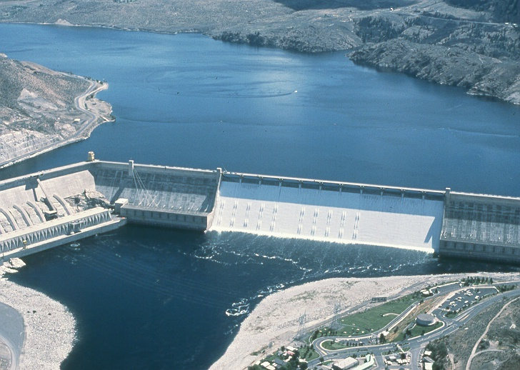 Grand Coulee Dam: History and purpose